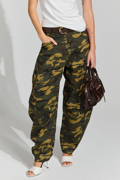 מכנסי דלפין