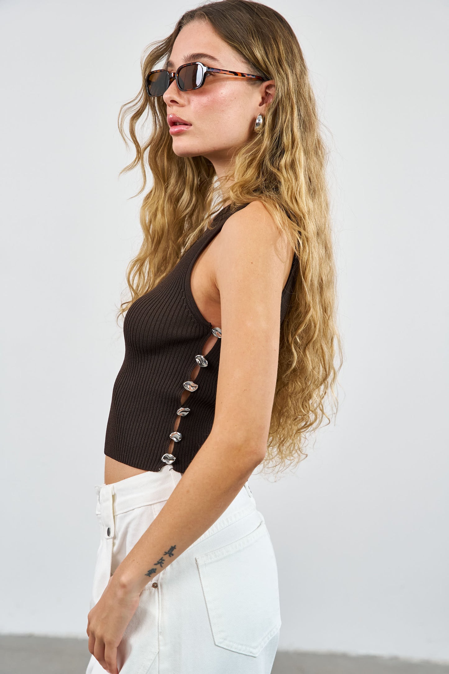 גופיית קליאו