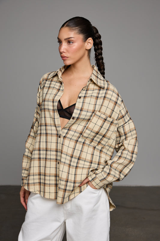 מכופתרת סואן