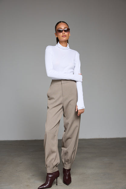 מכנסי בלונד