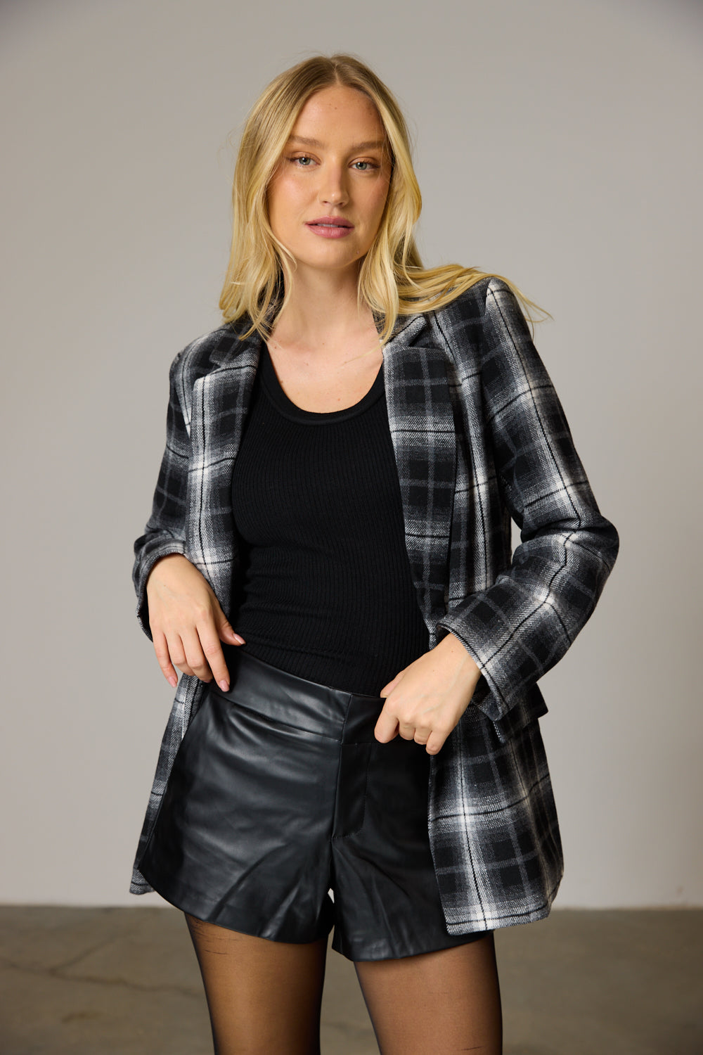 בלייזר ניקולס