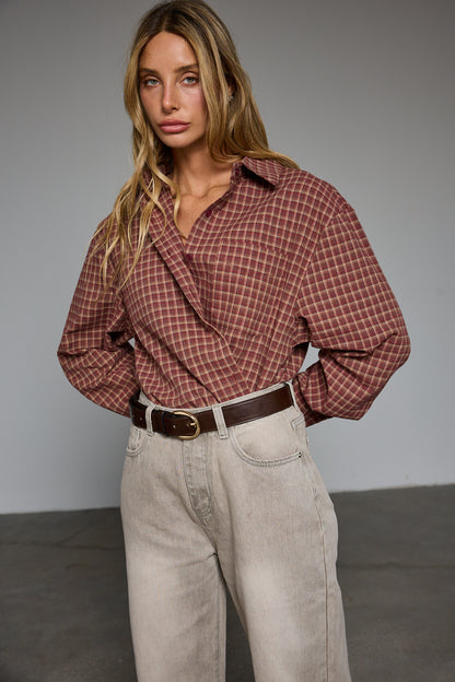 מכופתרת פול