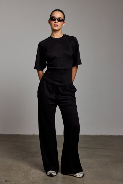 מכנסי אנדראה