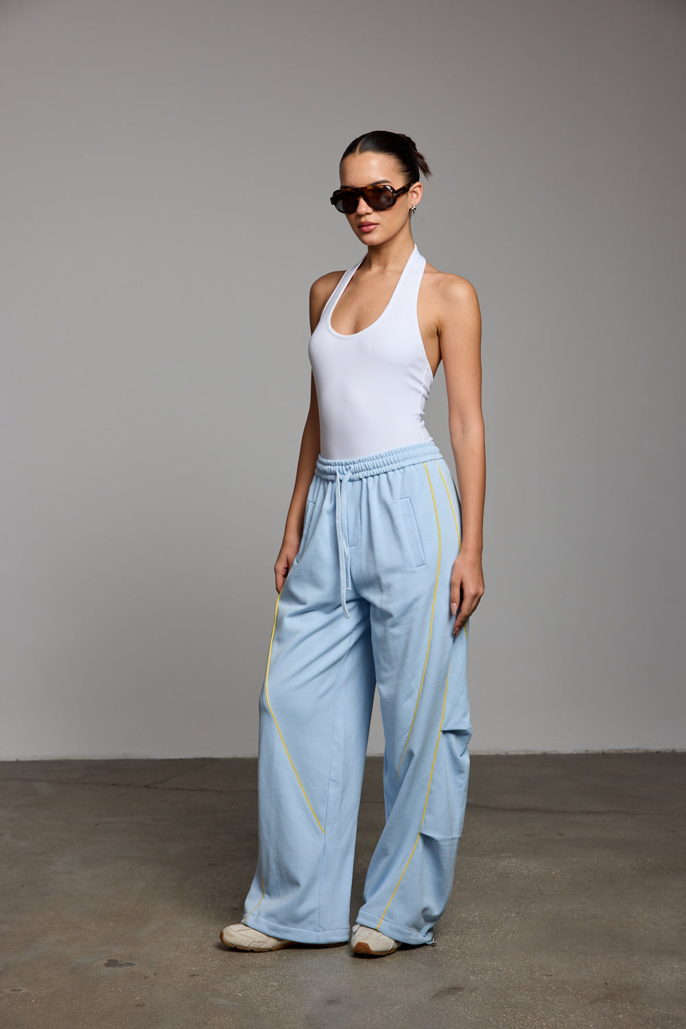 מכנסי אמיגה