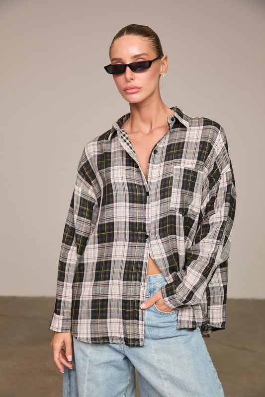 מכופתרת ריו