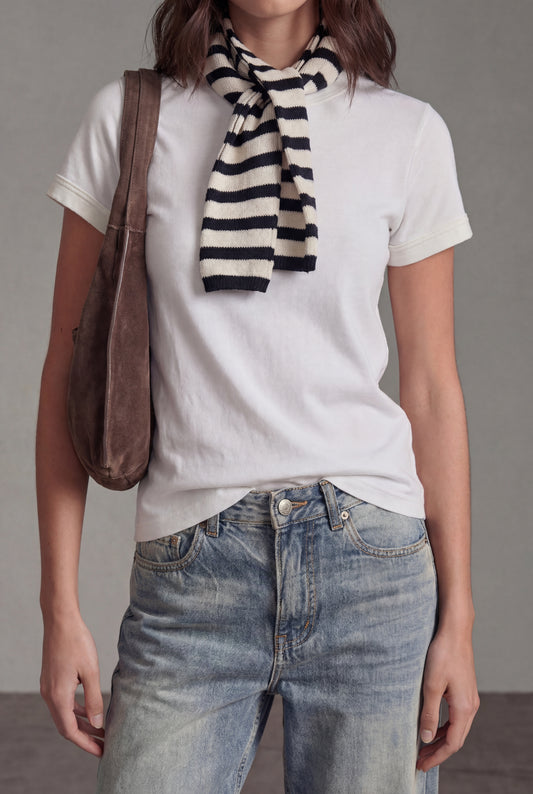 חולצת מוניקה