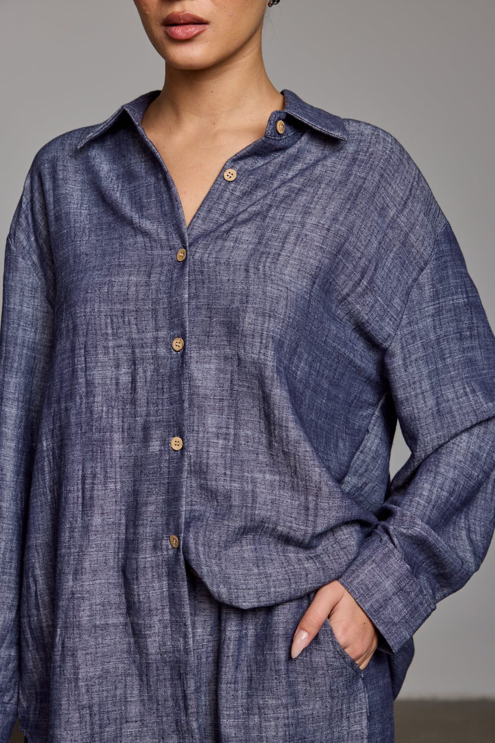 מכופתרת מרבל