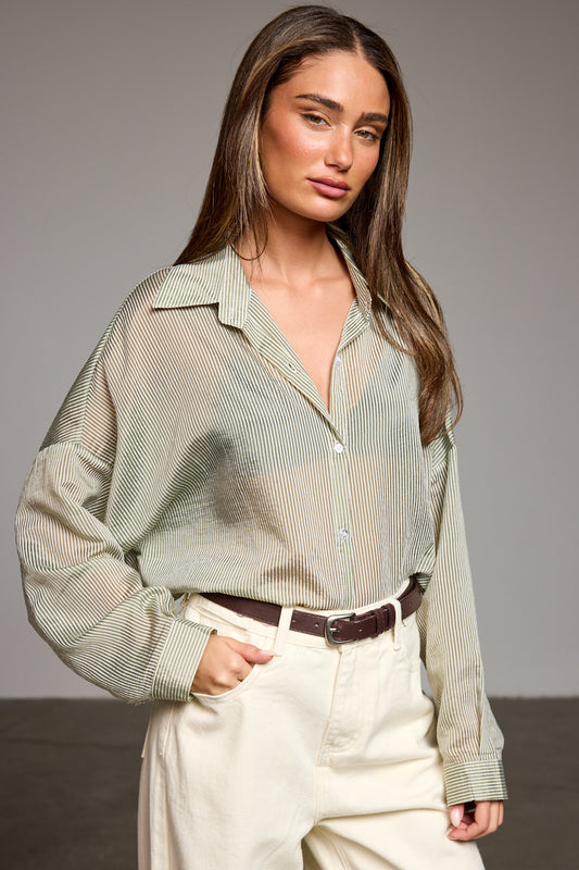 מכופתרת סטפי