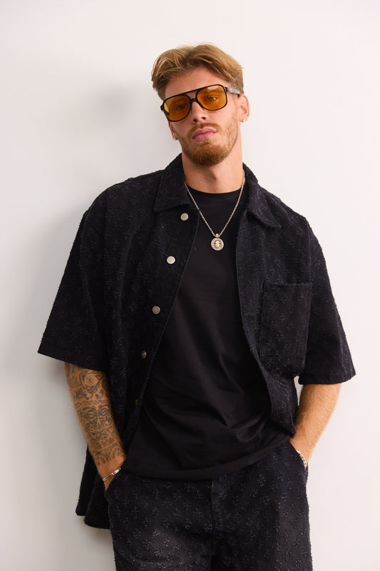 מכופתרת דנאל