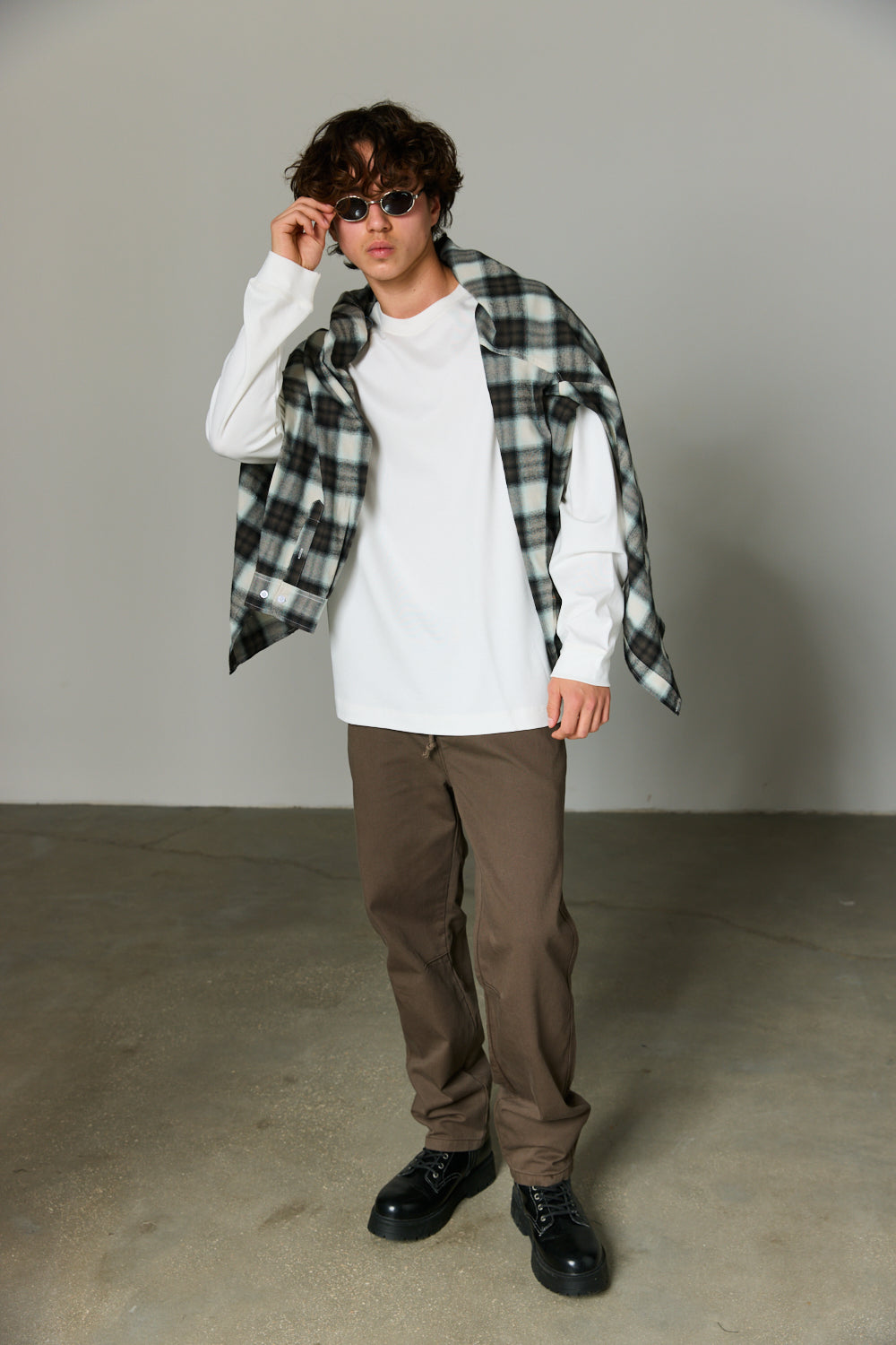 מכנסי אגוני