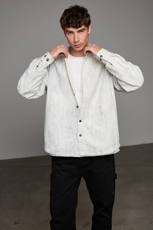 מכופתרת דורי