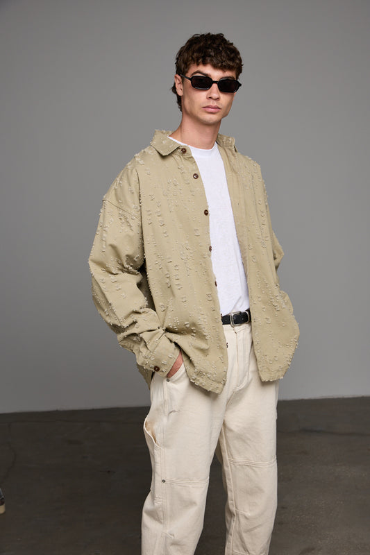 מכופתרת ליאו