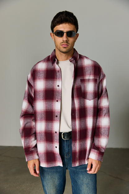 מכופתרת מייק